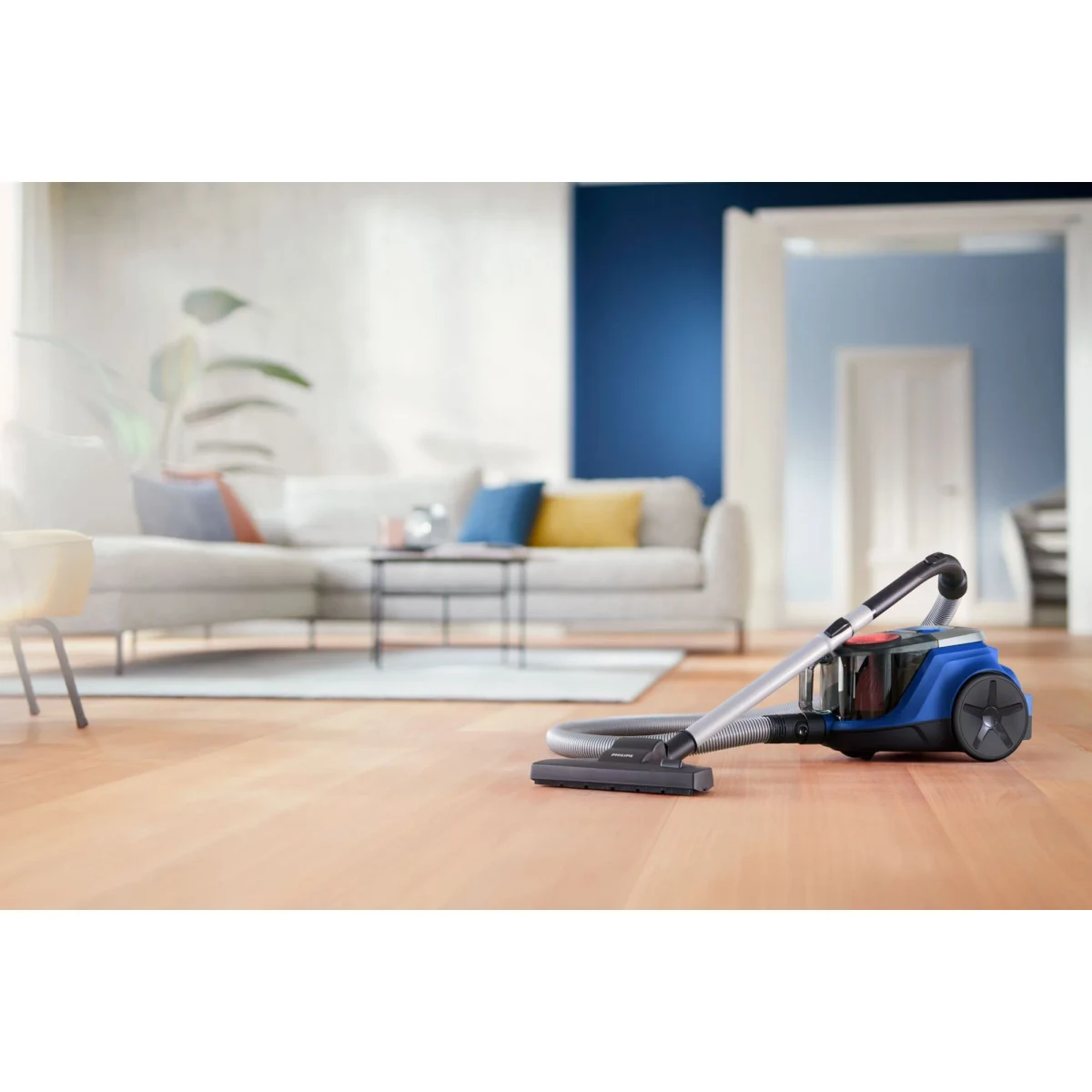 Konteynerli пылесос Philips XB2062/01
